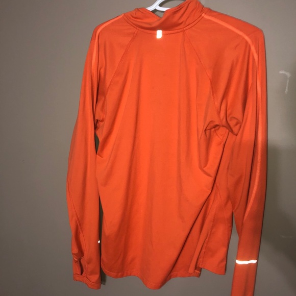 Nike Long Sleeve - Picture 3 of 3